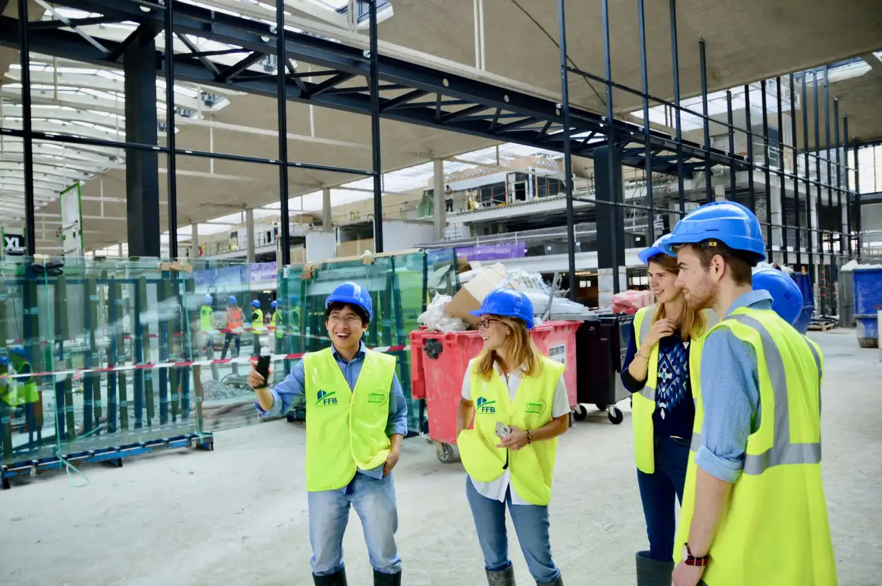 江苏英佛特装展台搭建常用材料与结构选型对比